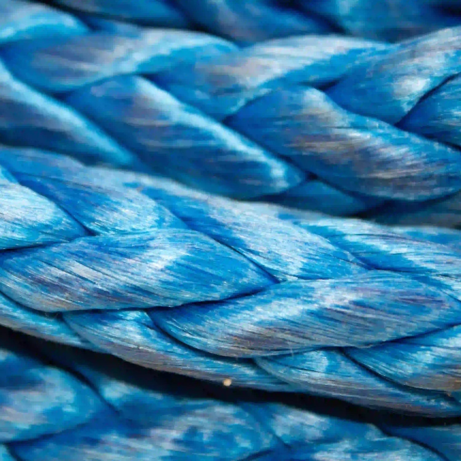 close up of the braided pattern of synthetic rope made with Dynema fibers