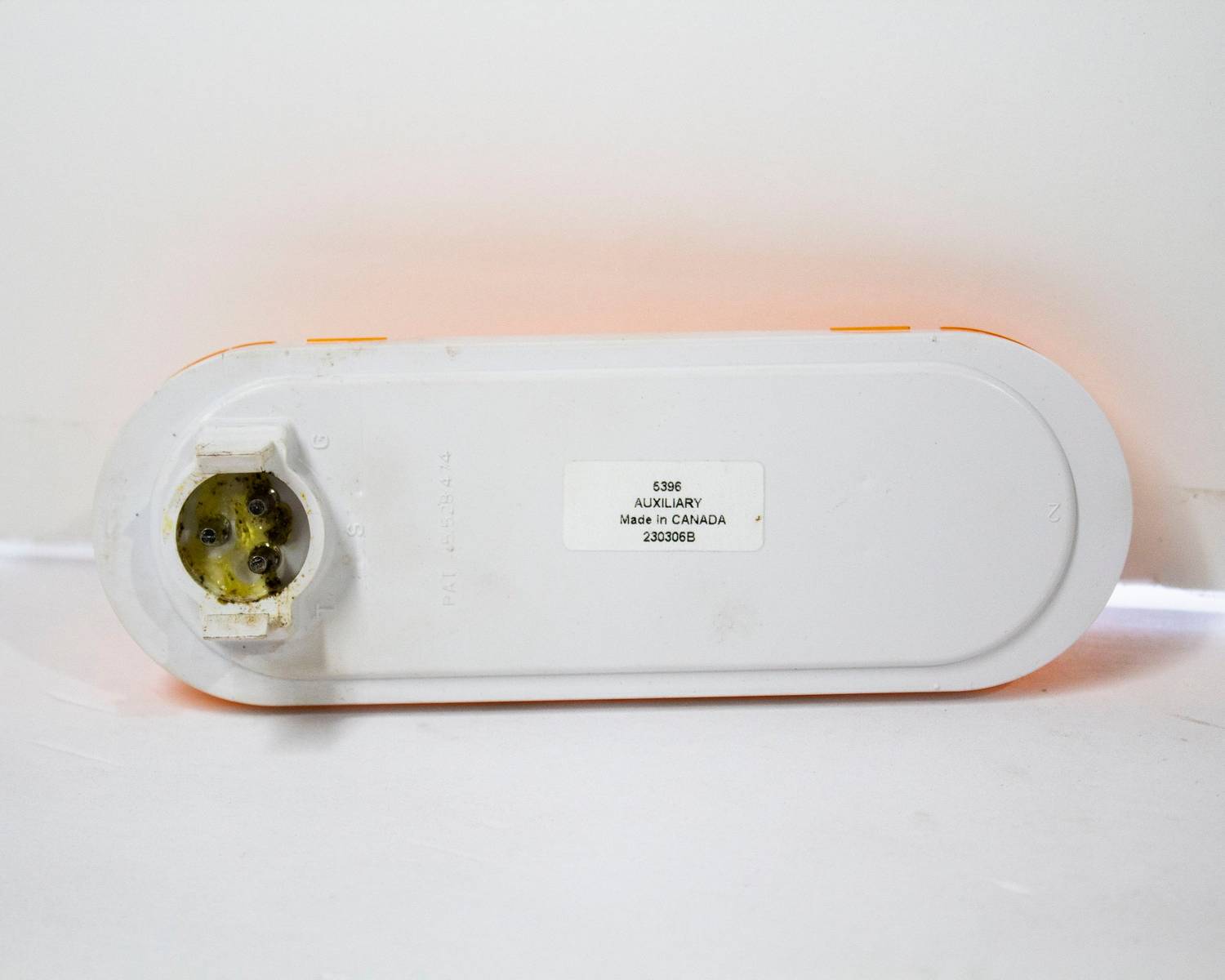 SuperNova style oval LED stop-turn-tail turn light