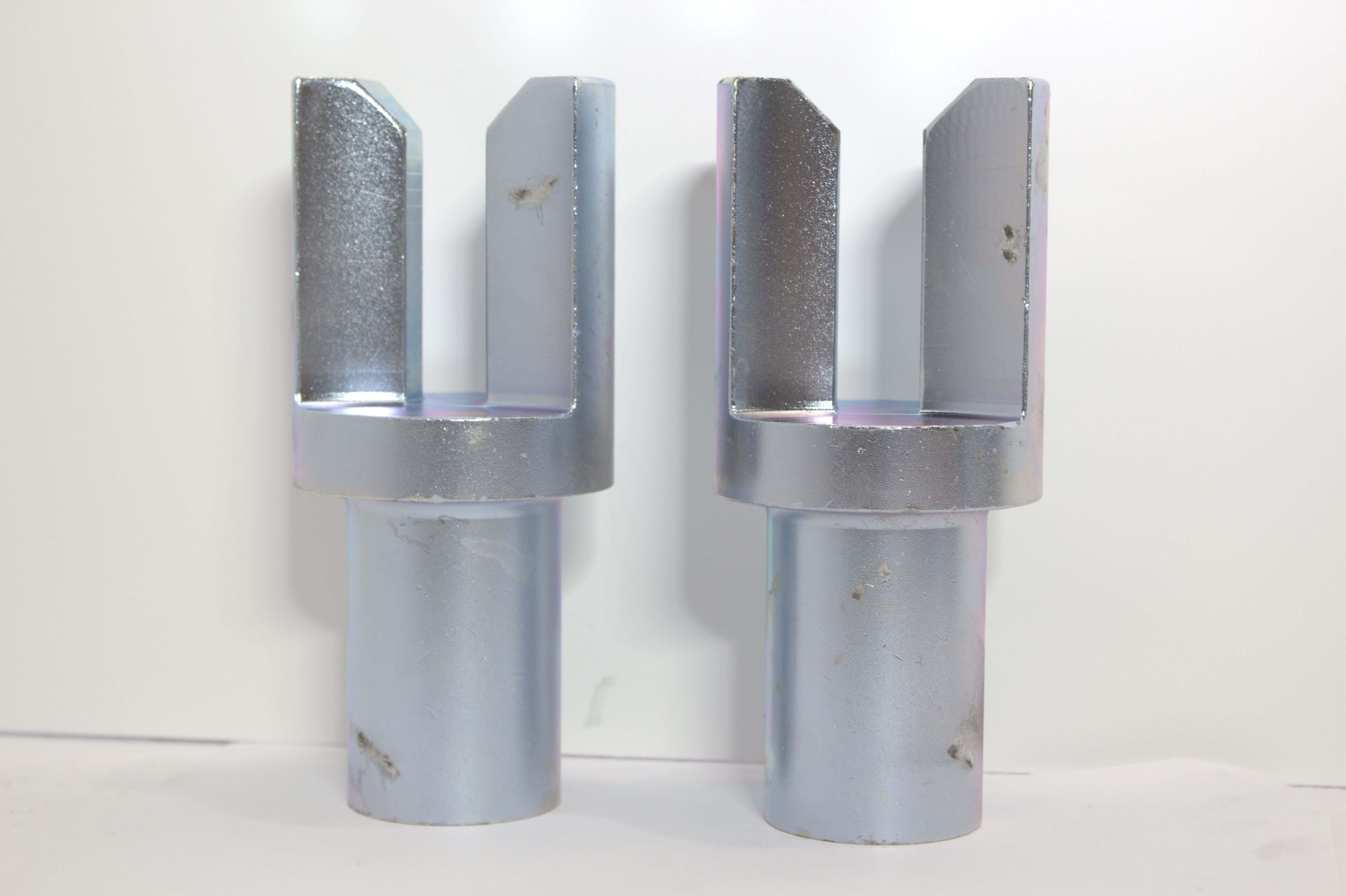 Axle Fork Heavy-Duty Axle Forks for Towing – Battelini Wrecker Sales