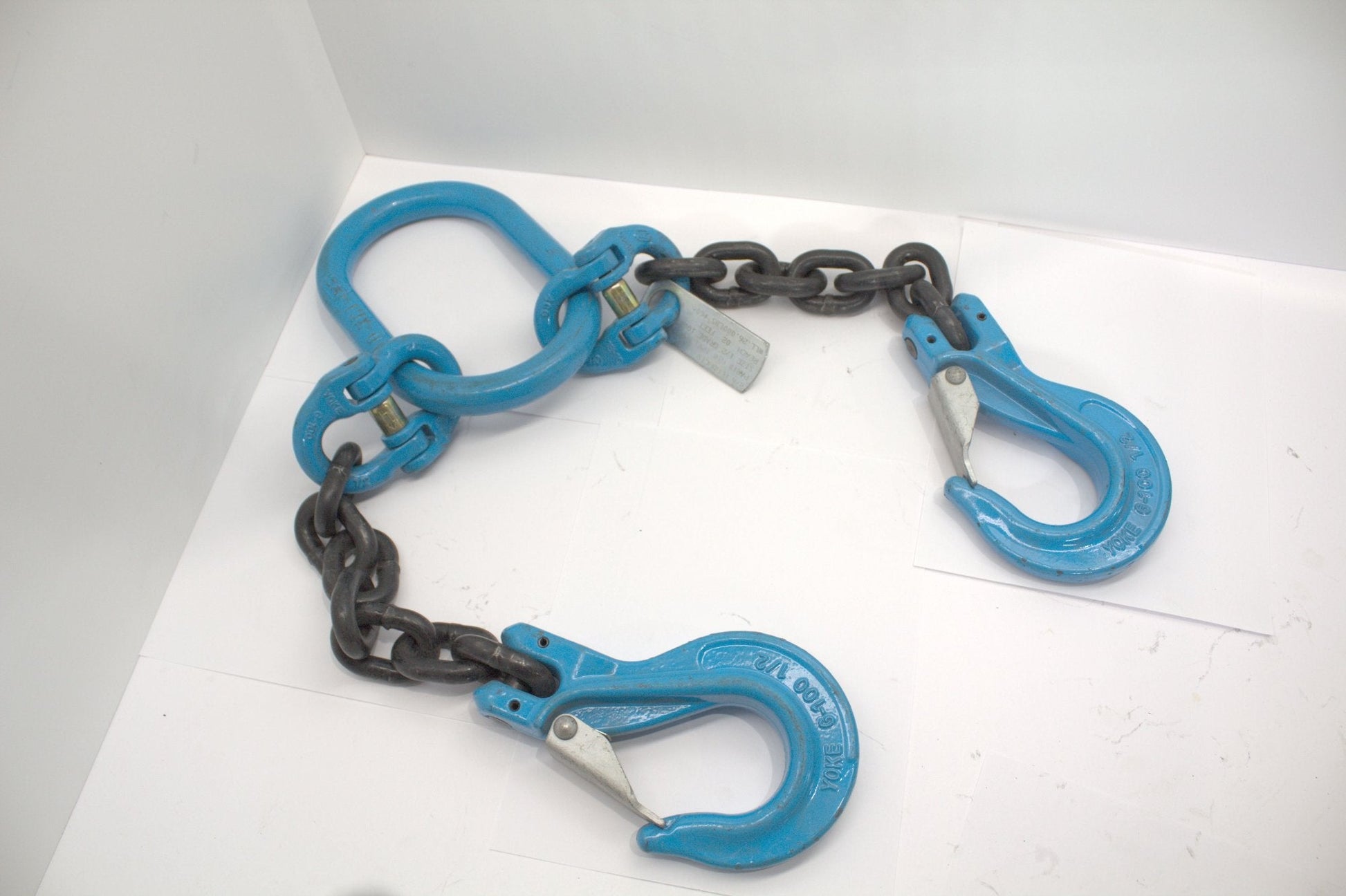 1/2" G100 V - Chain w/ Slip Hooks, 2' Length - Battelini Wrecker Sales - G10 - 12V1S