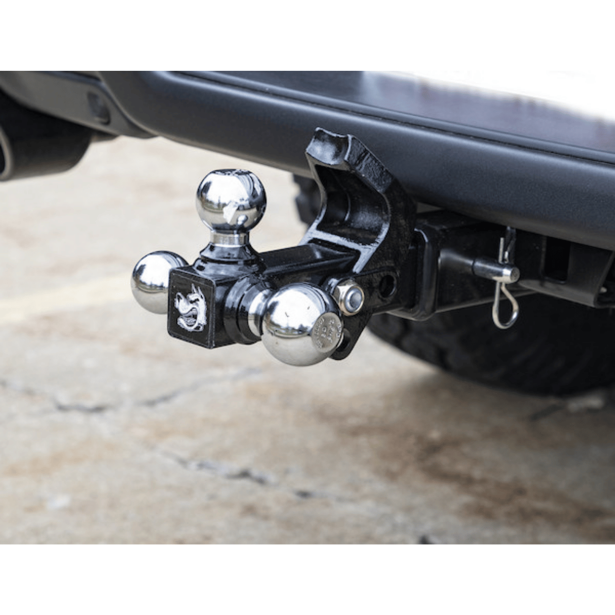Buyers Products Co. Tri-Ball Hitch with Pintle Hook