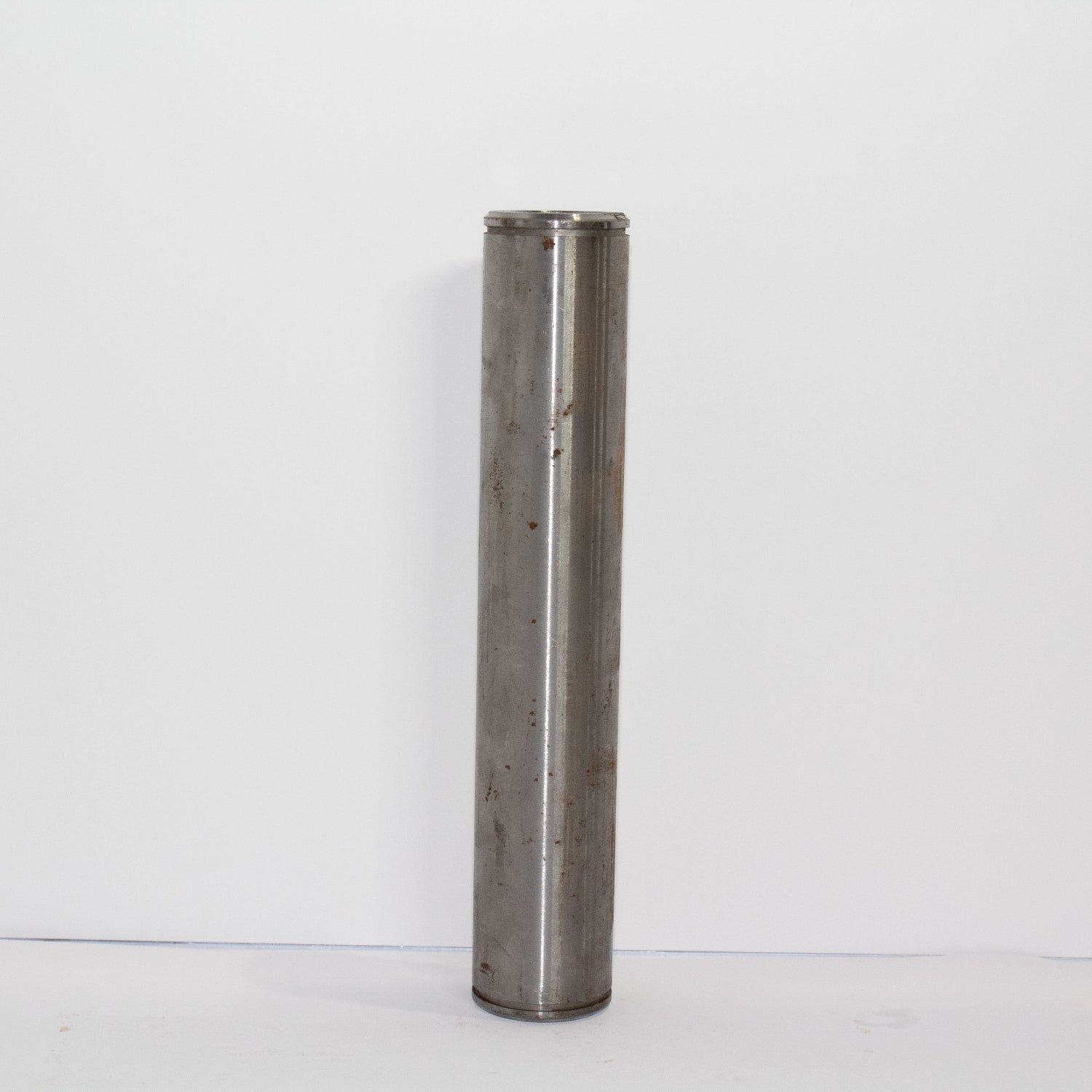1 1/4" x 7" cylinder pin to secure cylinders to subframe of a car carrier