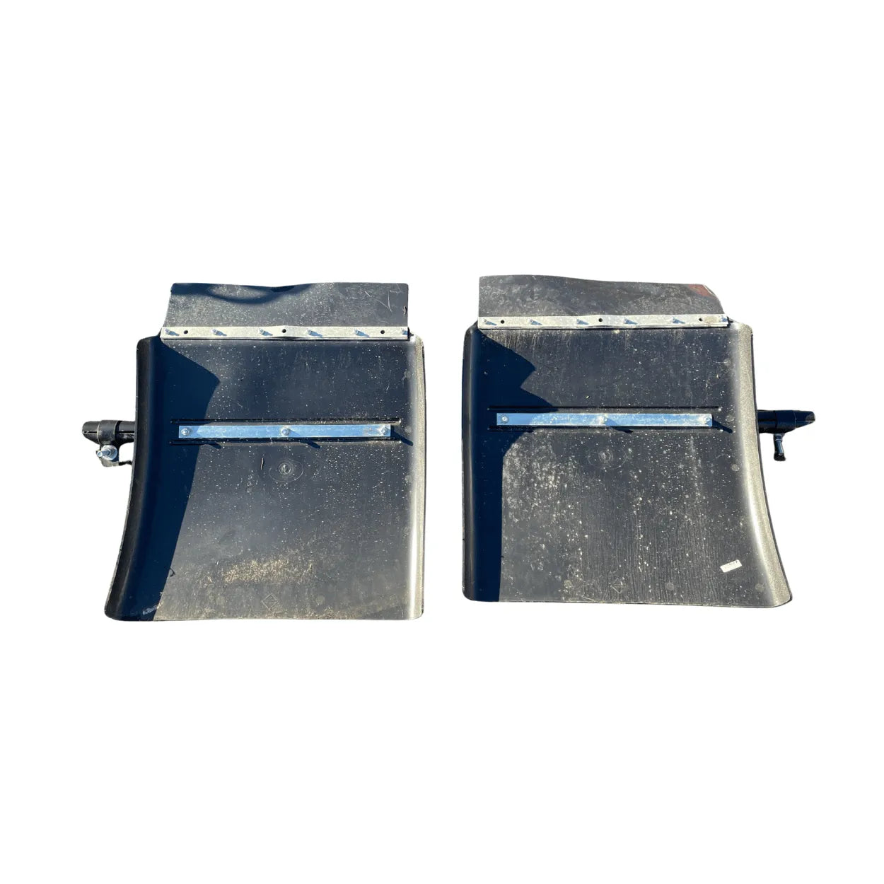 24" Peterbilt Poly Quarter Fenders (Set) - Towing Supplies