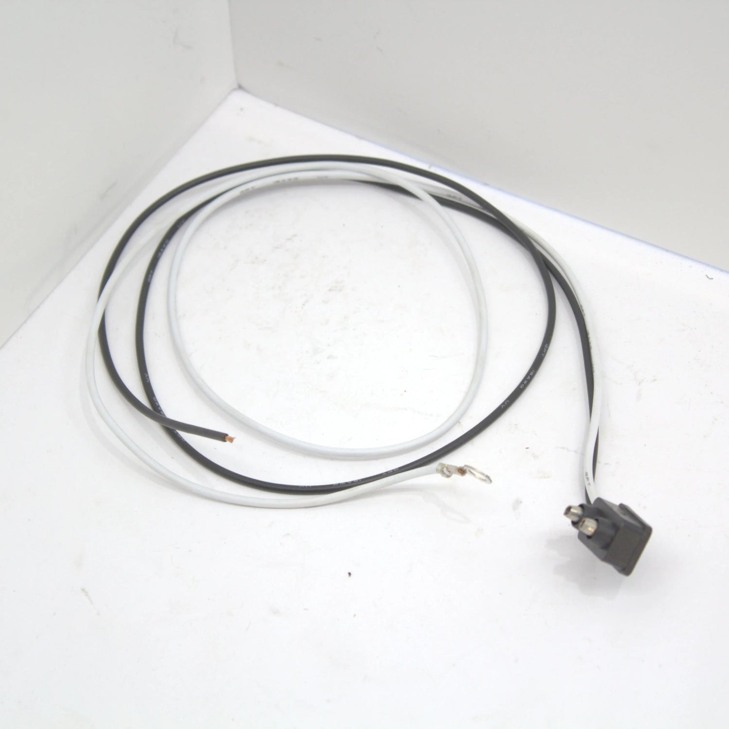 2 Poles Wire Pigtail Harness