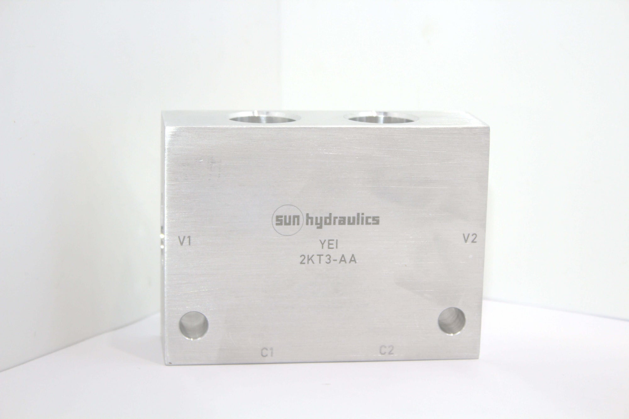 Sun Hydraulics Safety Block Cross Pilot Manifold YEI for reliable hydraulic systems in rugged environments.