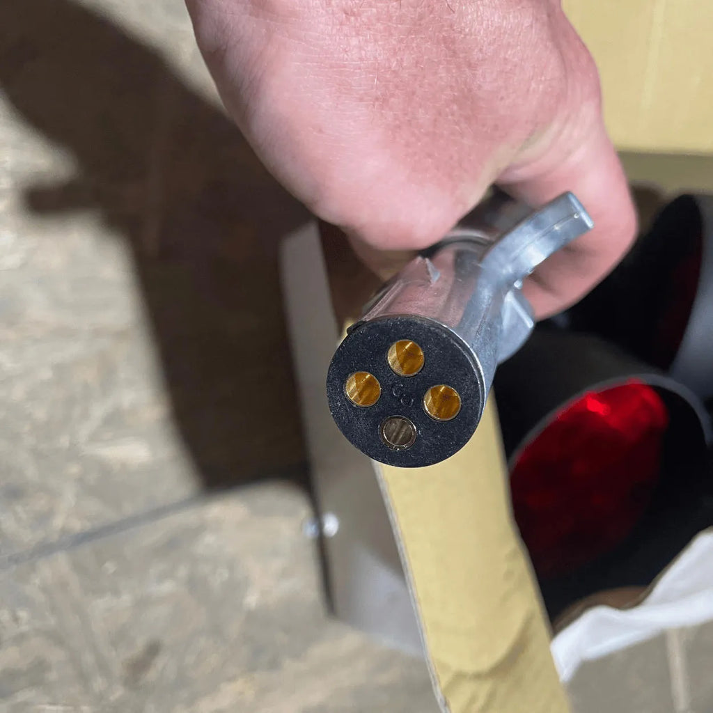 Wired Magnetic Tow Lights - 4 Pins
