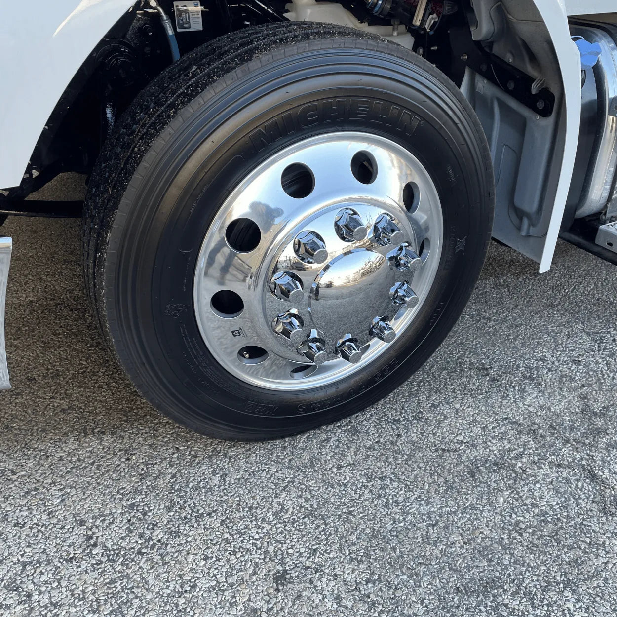 Thub-FRP33 Chrome Front Axle Cover Kit