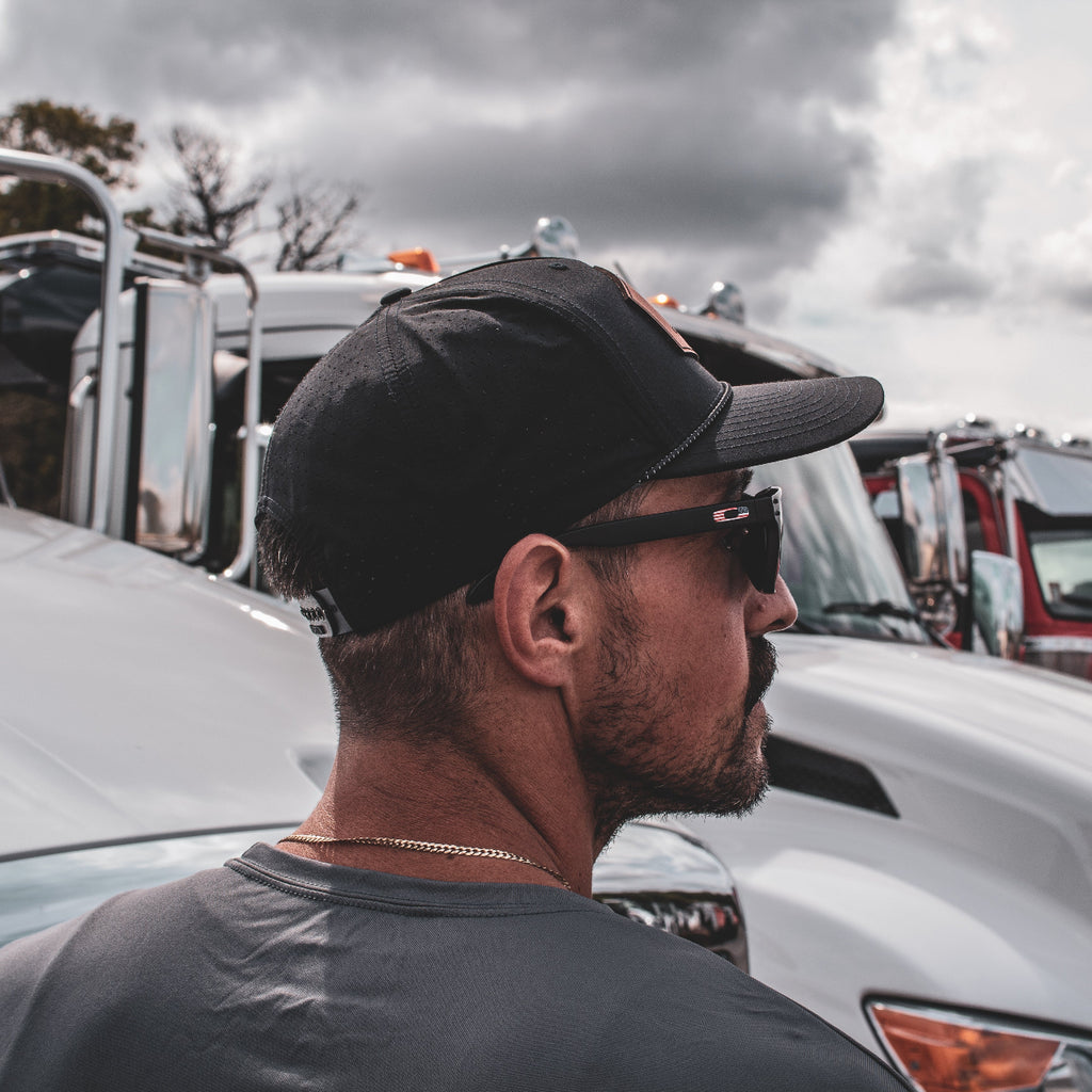 performance trucker hat for tow truck drivers made by Battelini