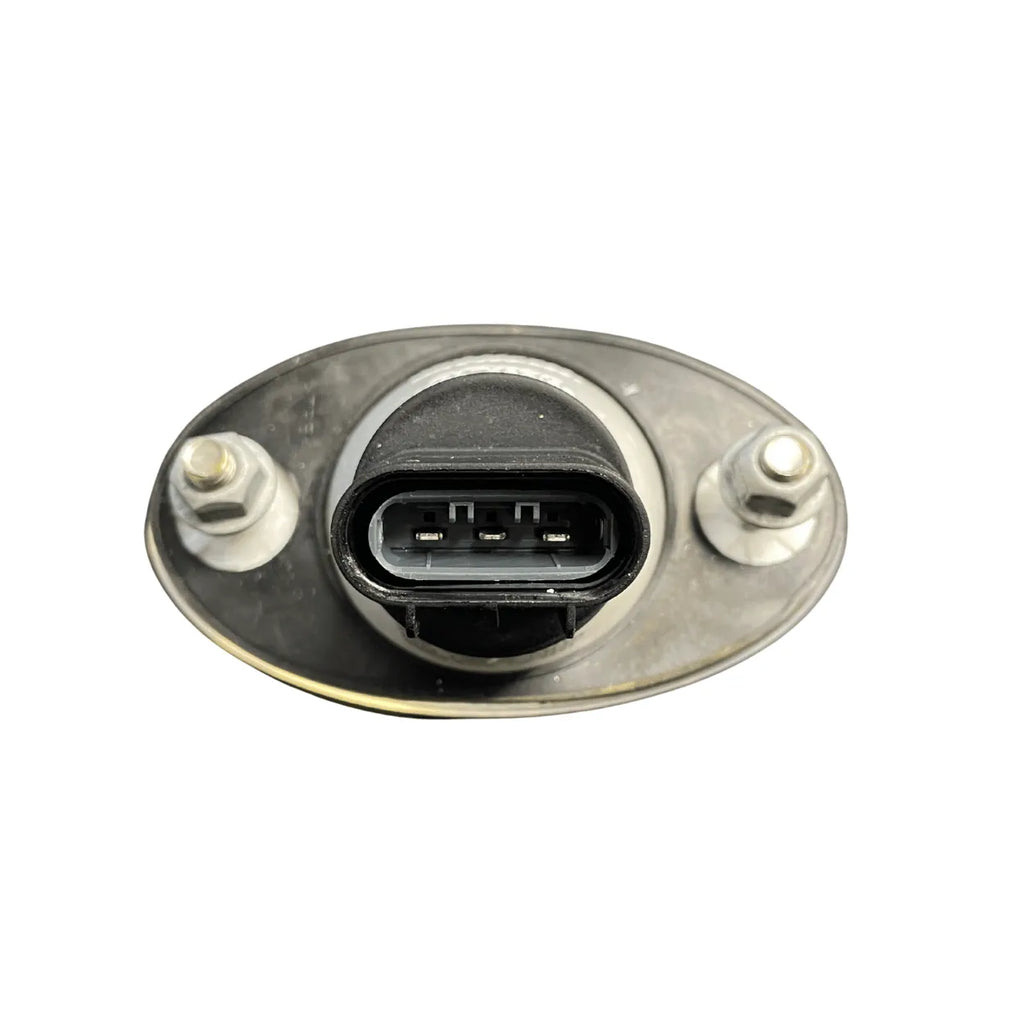 the plug end of a Freightliner M2 Fender Turn Signal Light 