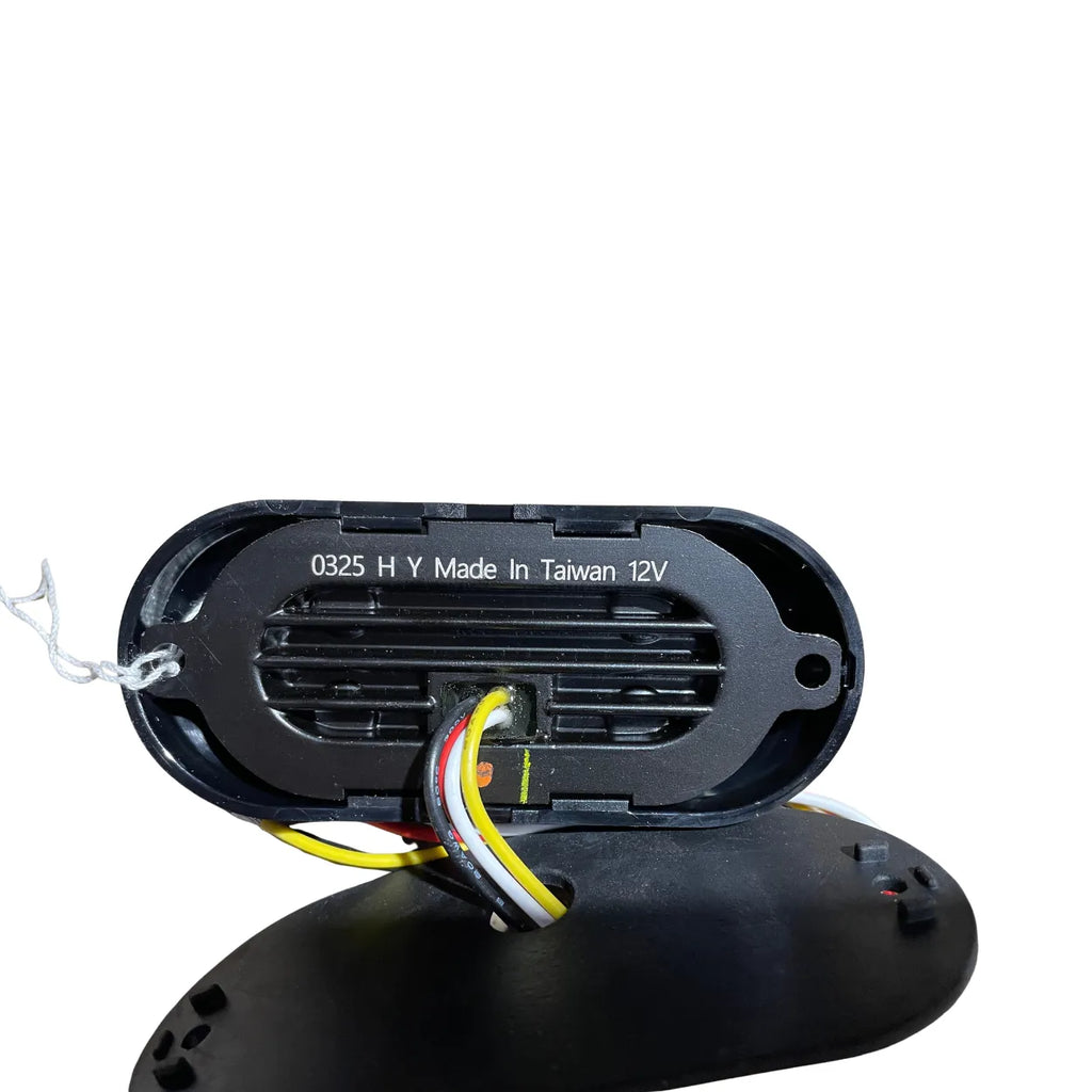 Maxxima M20383YCL Amber Ultra-Thin 3-LED Warning Light