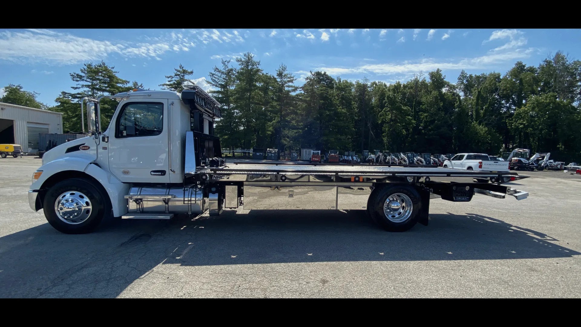nrc 20tb car carrier with In the Ditch underbody toolboxes and stainless trim