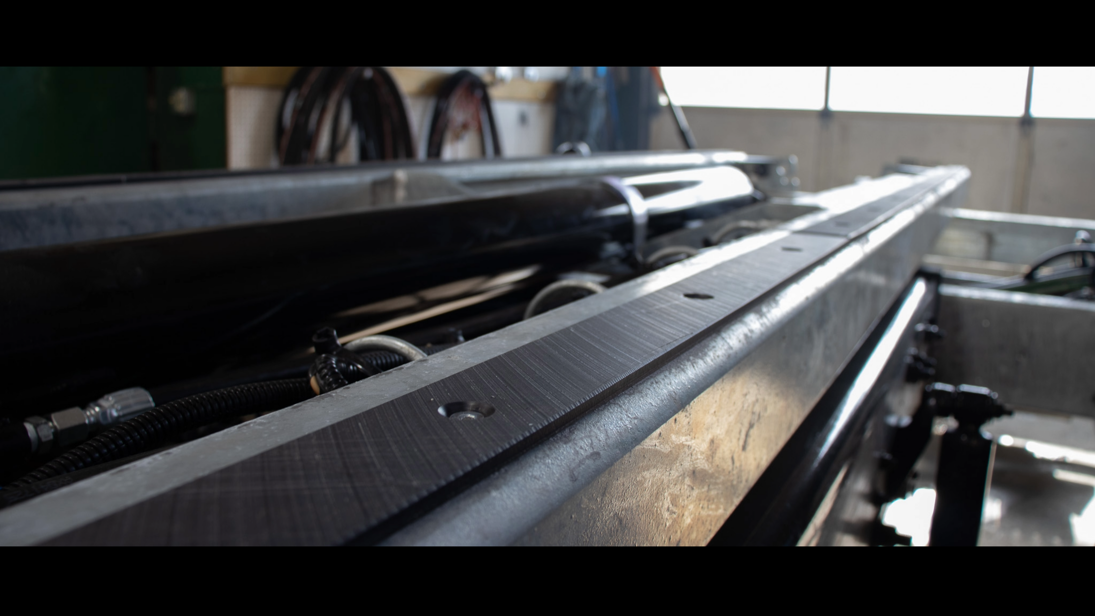 nylatron wear pads for nrc carrier subframe