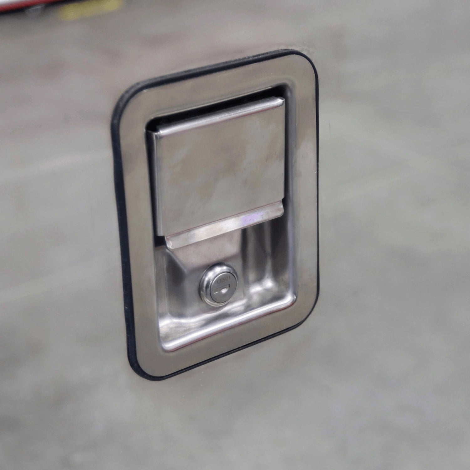 paddle handle for In the Ditch underbody toolboxes