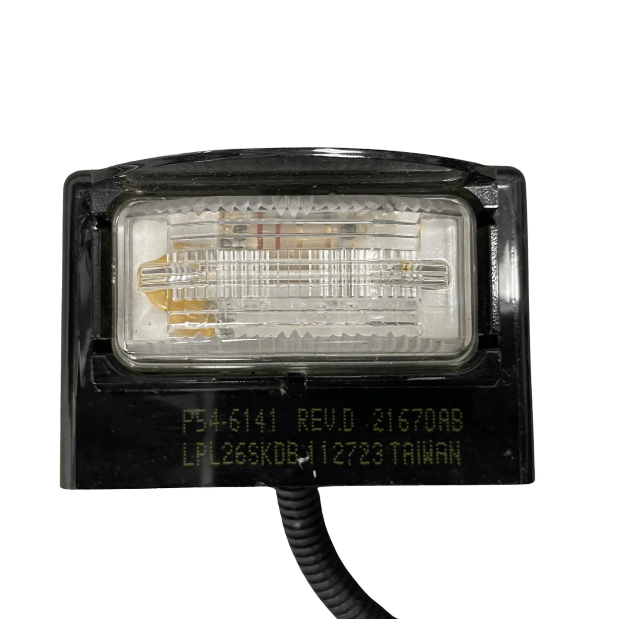 Peterbilt rear license plate light P54-6141 mounted on towing vehicle (image 3)