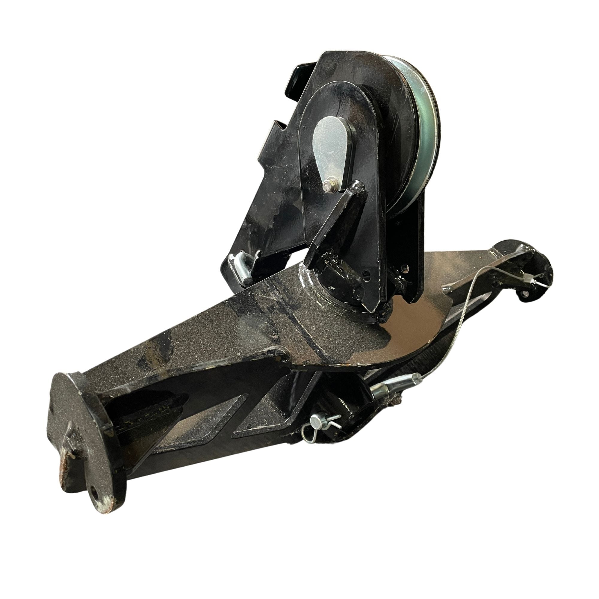 puller assembly for a steel deck of a car carrier