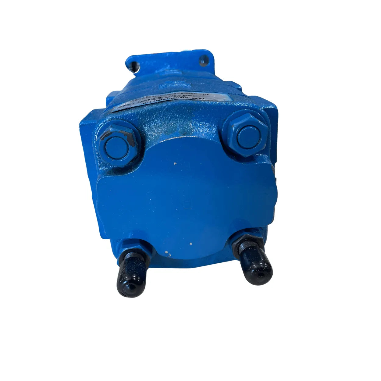Rear view of Permco double pump with vibration dampener for towing and recovery equipment