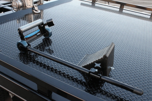 traveling speed chock from in the ditch